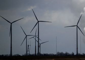 Calls for the implementation of a carbon tax in the US grow