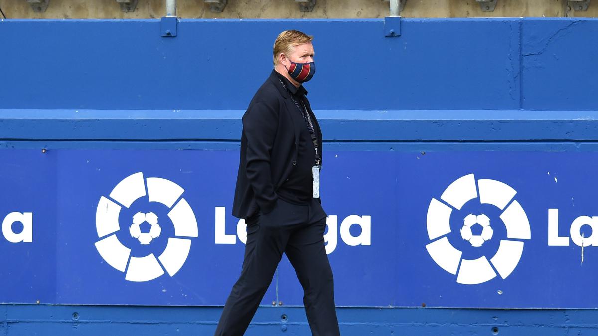 Koeman defends his first season in charge of Barcelona: 'You cannot ask for two trophies every year'