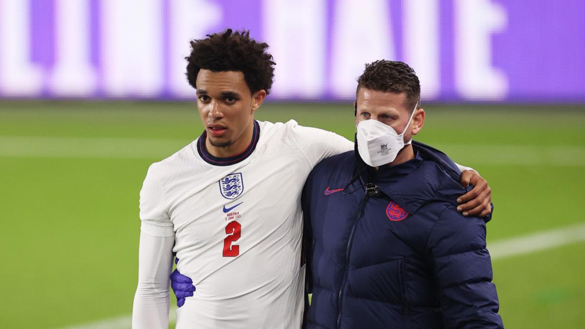 Alexander-Arnold to miss Euro 2020 with thigh injury