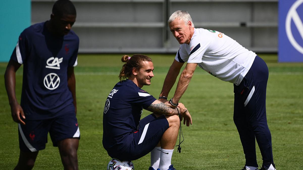 Griezmann one of the all-time greats - Deschamps