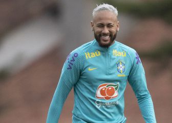 Emotional Neymar closes in on Pelé scoring record