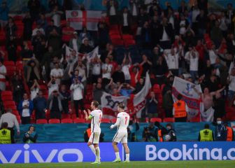 Sterling secures Group D top spot for England