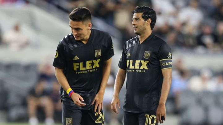 LAFC boss Bob Bradley keen to push Carlos Vela to the limit