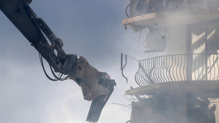 Miami condo collapse live updates from Surfside: causes, survivors, victims | Latest news