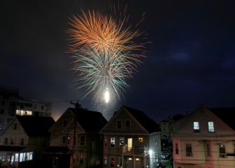 Which stores will be open this Fourth of July?