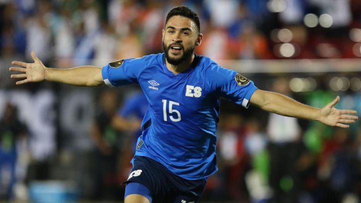 Álex Roldán scores on El Salvador international debut
