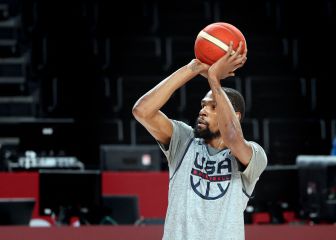 Who is the all-time top scorer for the USA basketball team?
