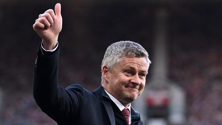 Solskjaer signs new Man Utd contract