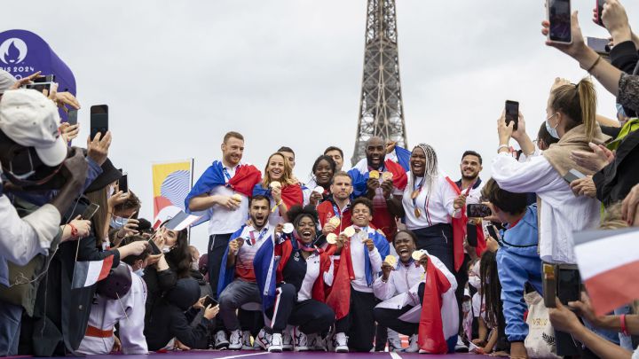 When and where are the 2024, 2028 and 2032 Olympics being hosted?