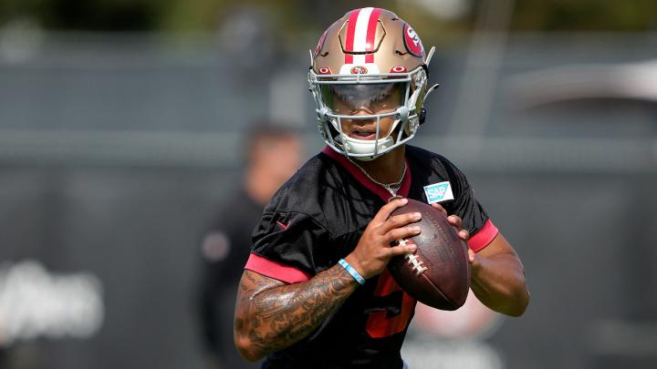 Rookie Lance 'pushing' Garoppolo for 49ers QB job