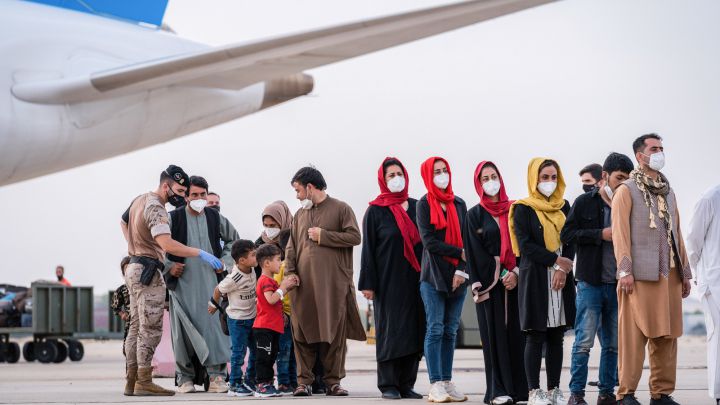 What happens after the Taliban's August 31 evacuation deadline?
