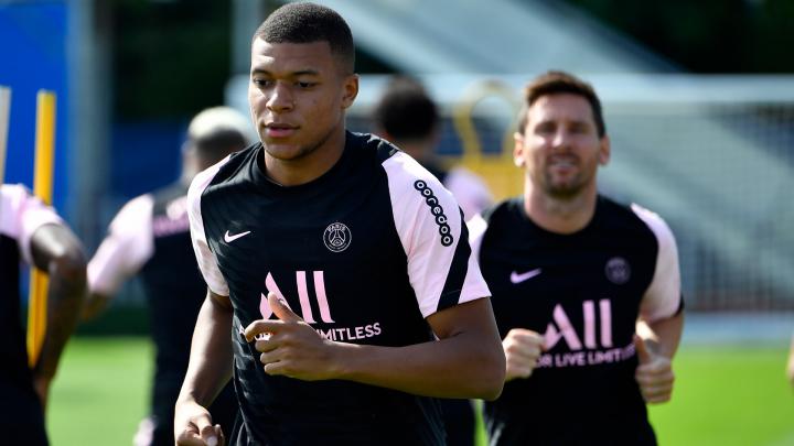 Madrid boss Ancelotti refuses to be drawn on Mbappe pursuit after Betis win