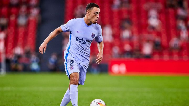 Sergiño Dest to travel to the United States ahead of World Cup qualifiers