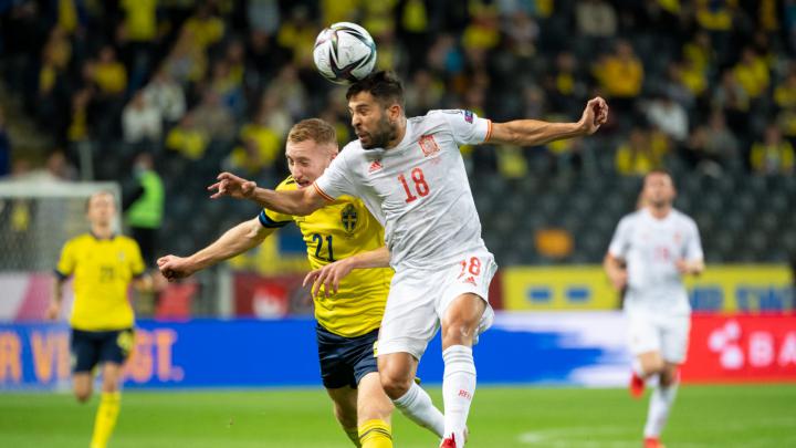 Jordi Alba defends Luis Enrique after historic defeat