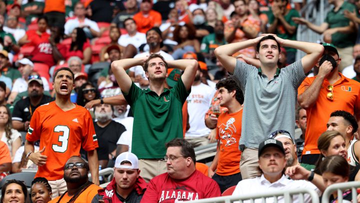 Which NFL stadiums will allow fans in for the new season? what are the covid restrictions?