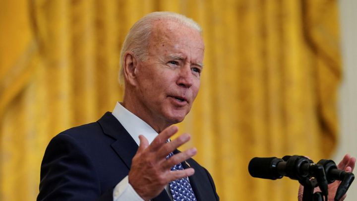 Biden vaccine mandate: What happens if a federal worker doesn't want be vaccinated?