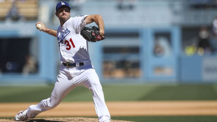 Dodgers' Max Scherzer throws 3,000th career strikeout