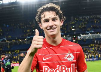 Brendan Aaronson makes his Champions League debut
