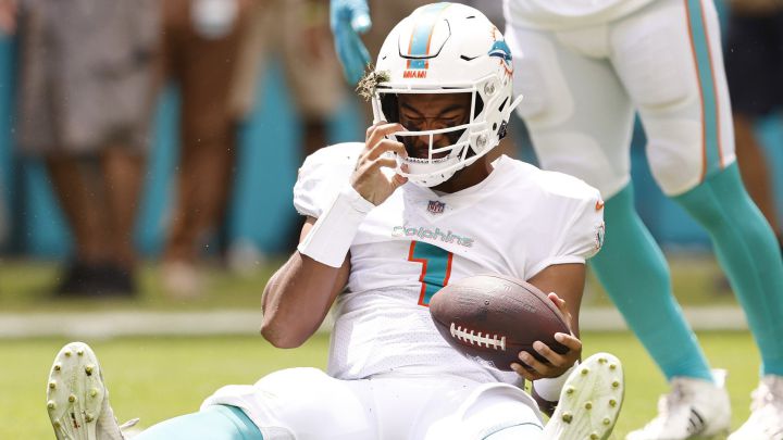 Dolphins QB Tagovailoa “day-to-day” after Sunday’s rib injury