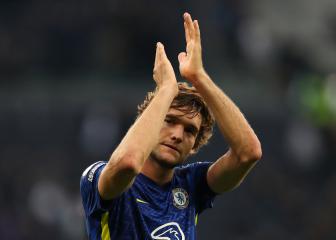 Marcos Alonso to stop taking a knee