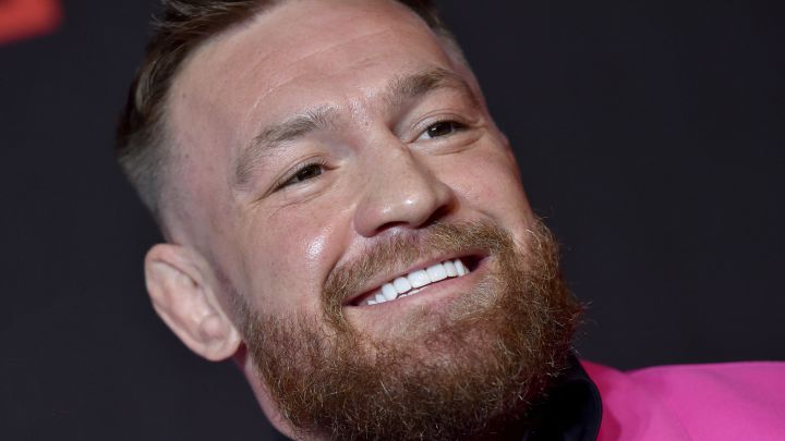 McGregor's first pitch at Wrigley nearly a knockout