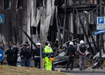 Eight people killed in Milan plane crash
