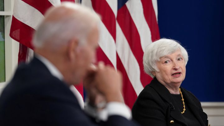Fourth stimulus check live updates: spending bill, Social Security benefits, Child Tax Credit...