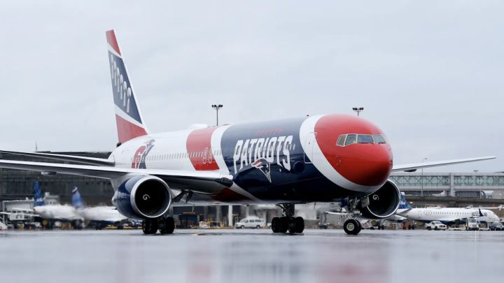 Do NFL teams have their own planes? How do they travel to away games?