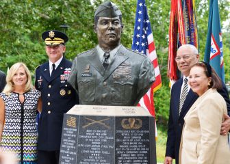 Colin Powell, 84, soldier, diplomat, politician, dies of covid-19 complications