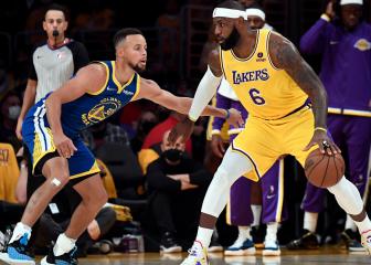 Curry's triple-double sinks LeBron's Lakers on opening night