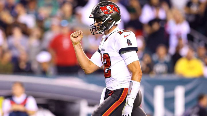 Who are the NFL's All-Time passing yards and Touchdown leaders?