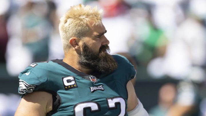 Eagles' Jason Kelce offers his opinion on Ben Simmons saga