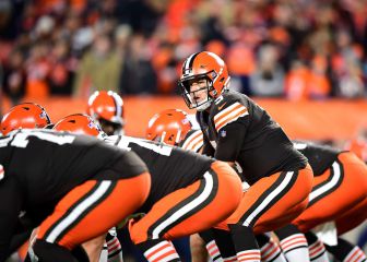 What were the original 8 NFL teams?