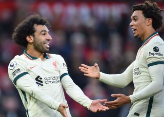 Salah leads Liverpool to historic Old Trafford victory