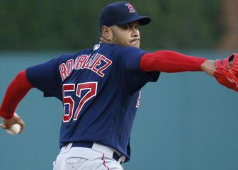 Former Red Sox pitcher Rodriguez signs $77M deal with Tigers