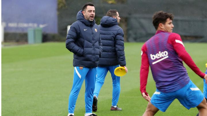 Xavi challenges Barcelona to secure Champions League qualification in style