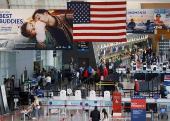 How to score Black Friday and Cyber Monday flight deals