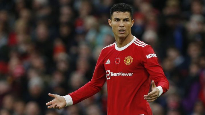 Cristiano Ronaldo match-worn United poppy shirt set to raise €40,000 for charity