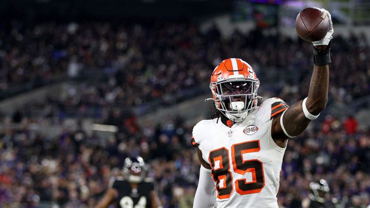 The Cleveland Browns have placed tight end David Njoku on the covid-19 list which only serves to complicate matters for the Browns' offense going forward.