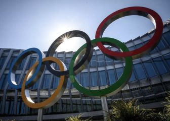 What were the top sports stories of 2021?