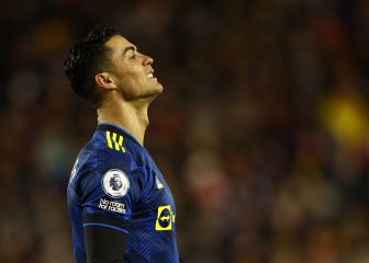 Ronaldo’s huge salary cut if United miss out on UCL