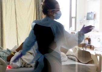 Is the Omicron variant more dangerous for the unvaccinated?