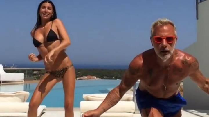 Lecciones de reggaeton por el instagramer de 49 años que baila en bañador con su novia