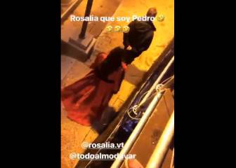 El saludo viral de Pedro Almodóvar a Rosalía con el que no podrás evitar reír