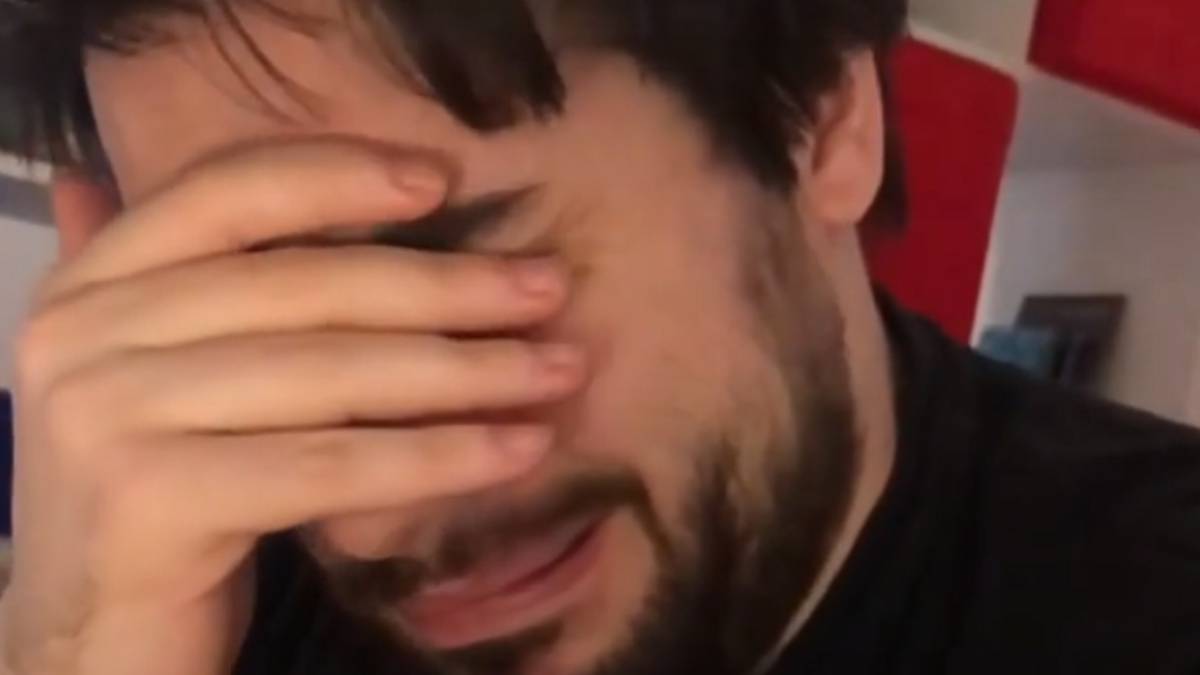 Manuel Huedo nos narra el drama de estar enamorado de alguien con los pies fríos