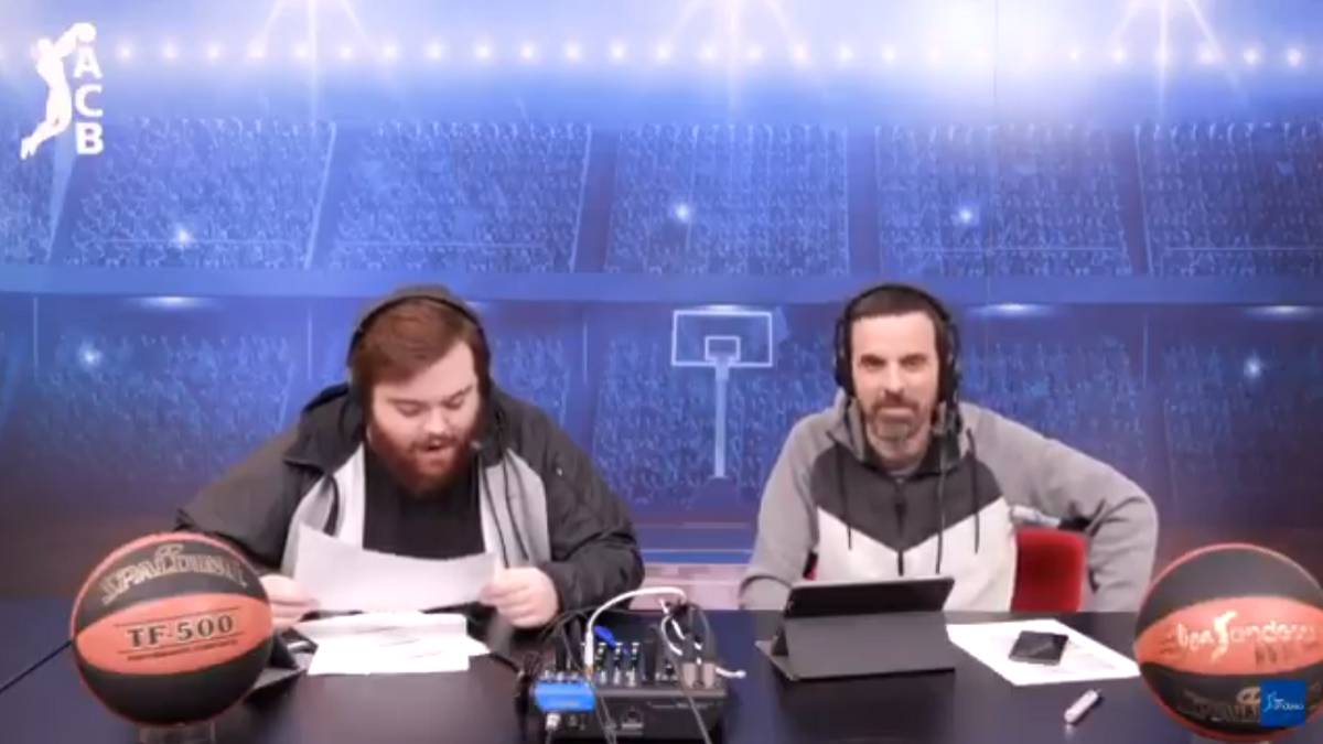 Ibai Llanos canta la sintonía de Doraemon en euskera durante el 'Clásico' de la ACB