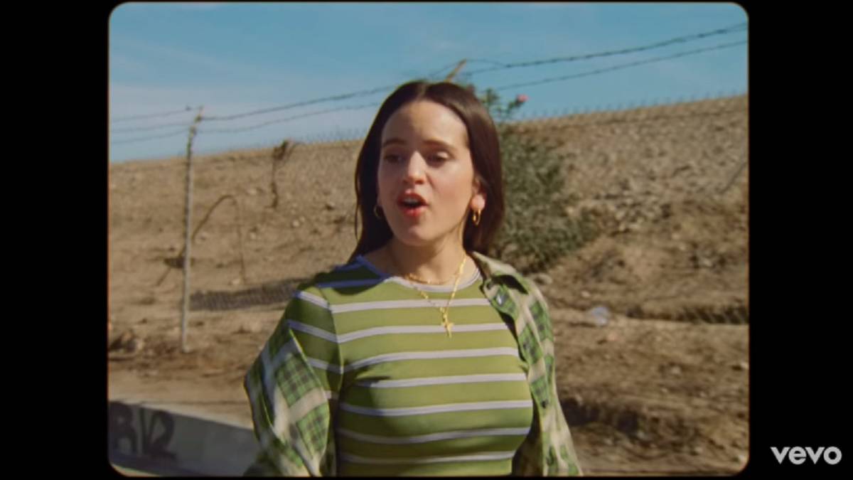 James Blake y Rosalía estrenan un nostálgico videoclip de 'Barefoot in the Park'