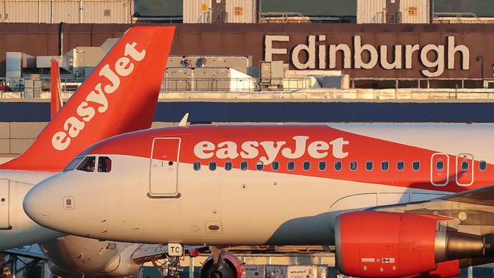 Cachondeo en Twitter por la respuesta de EasyJet a una pasajera