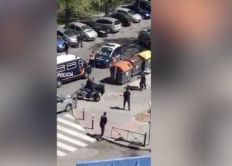 ¡Se enfrentó a la policía con dos katanas para que no le hicieran el test del covid-19!