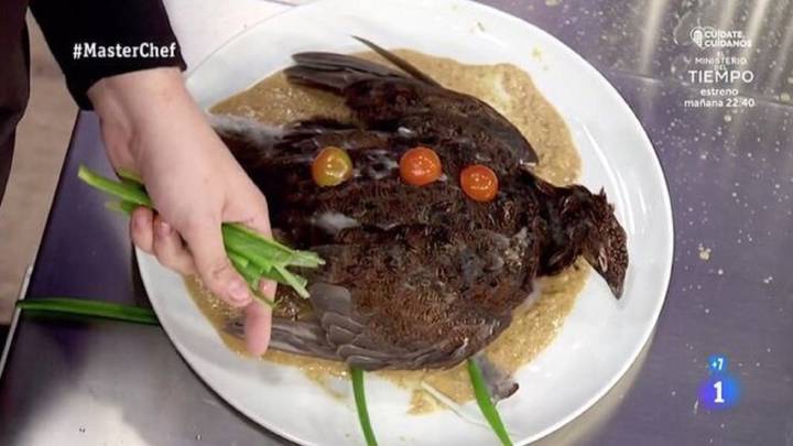 Las redes se ceban con el 'pájaro vivo' de Saray en Masterchef